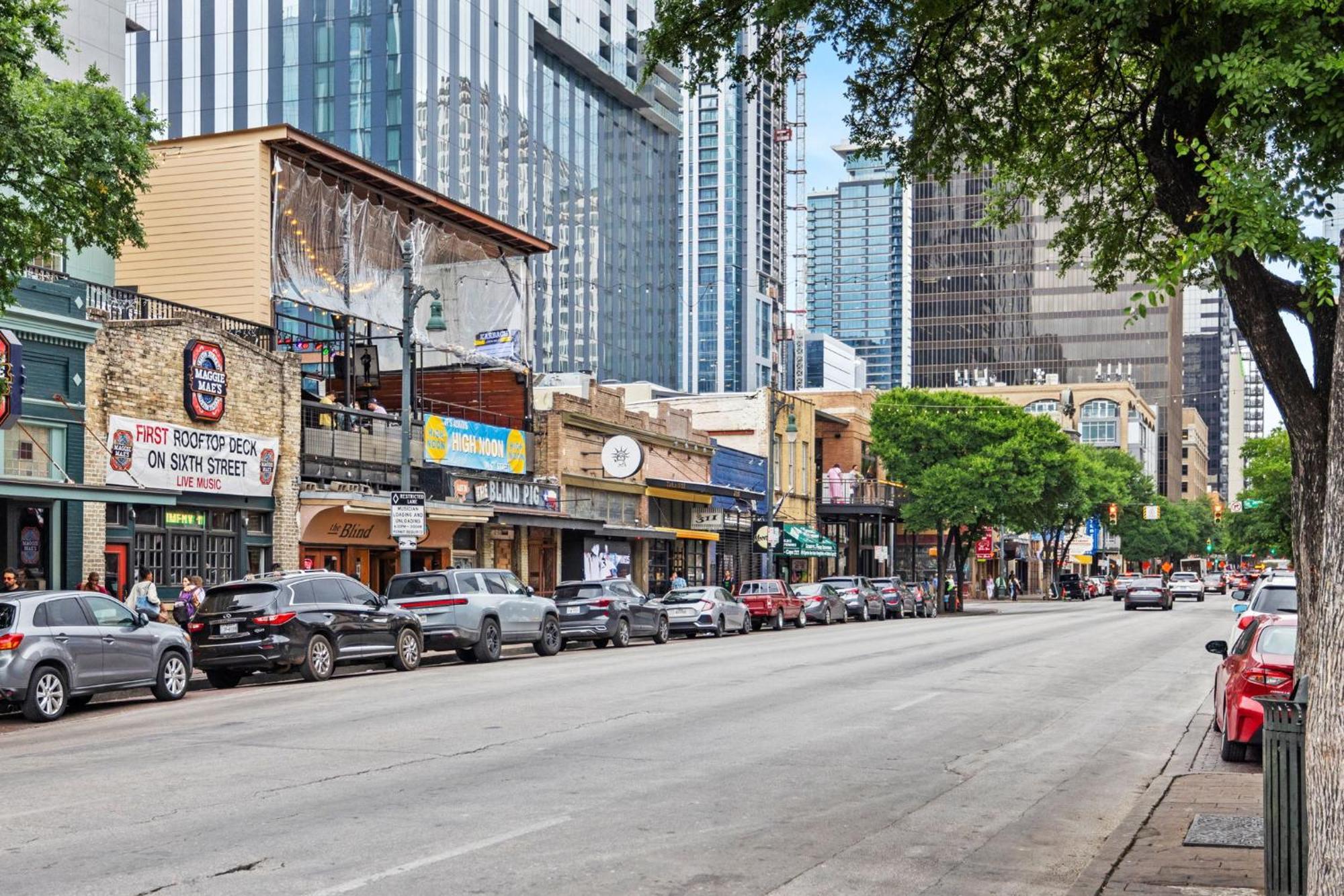 Placemakr Downtown Остин Экстерьер фото