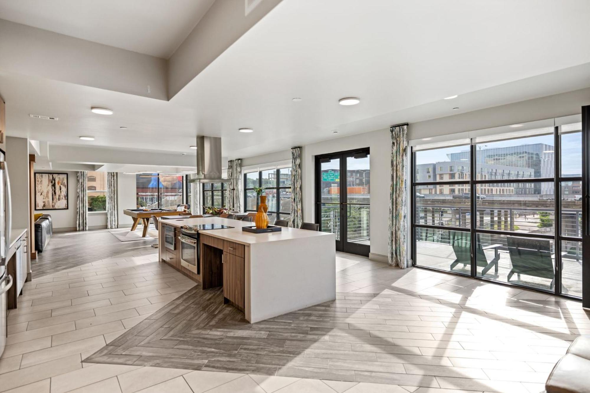 Placemakr Downtown Остин Экстерьер фото