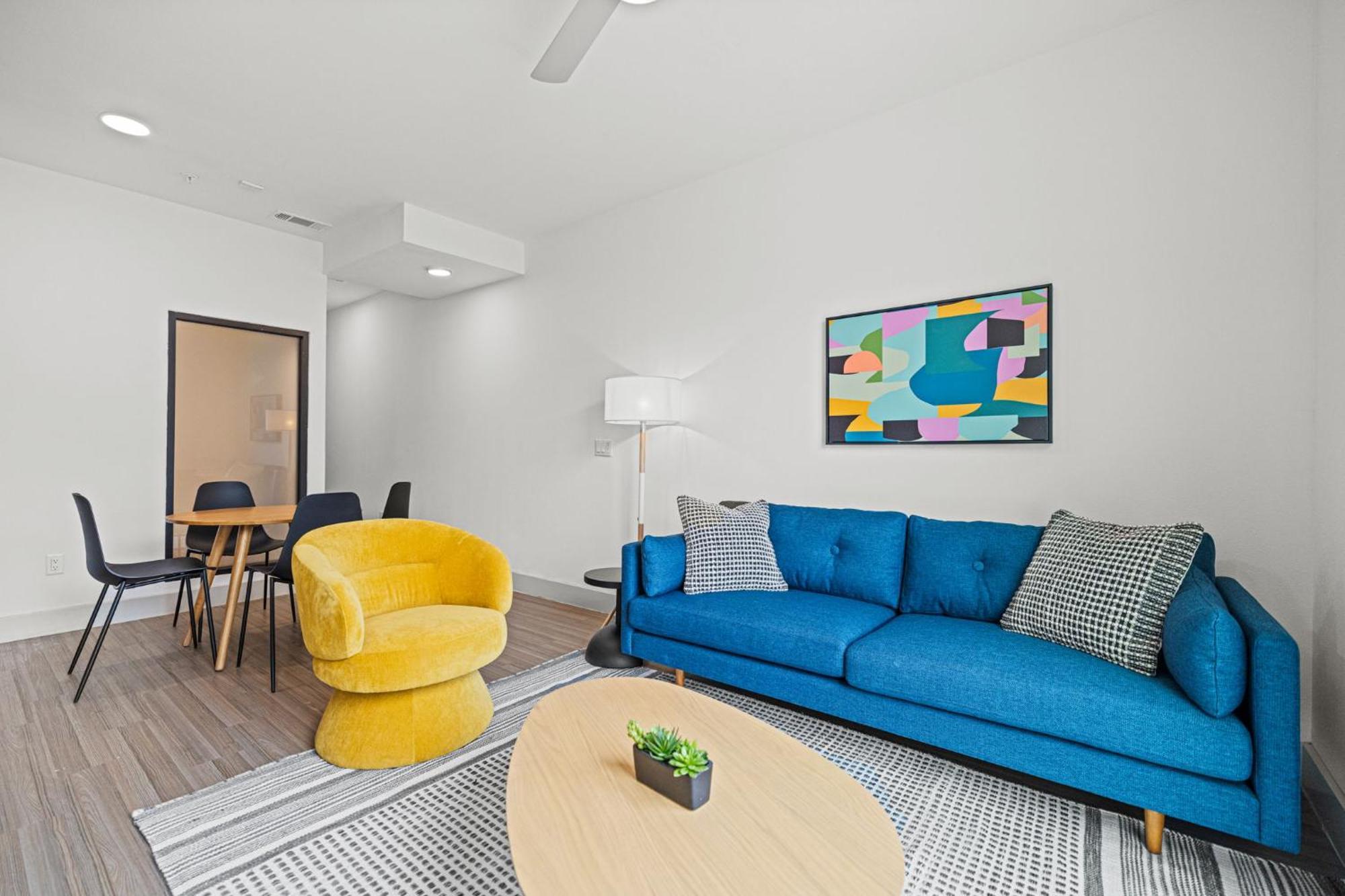 Placemakr Downtown Остин Номер фото